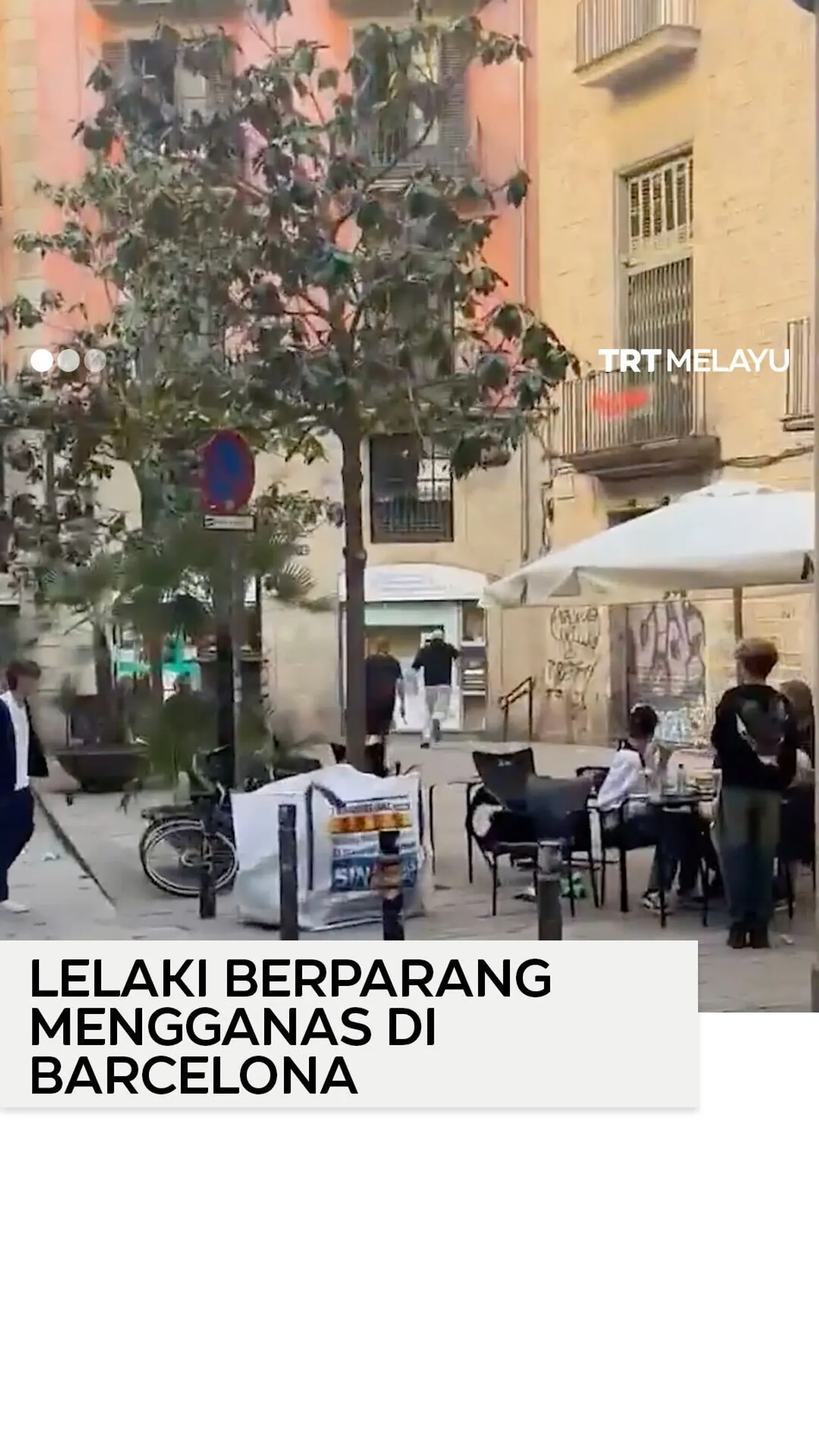Lelaki berparang mengganas di Barcelona