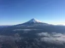 日本の富士山で今季初の冠雪　昨年より15日早く、平年より21日遅く