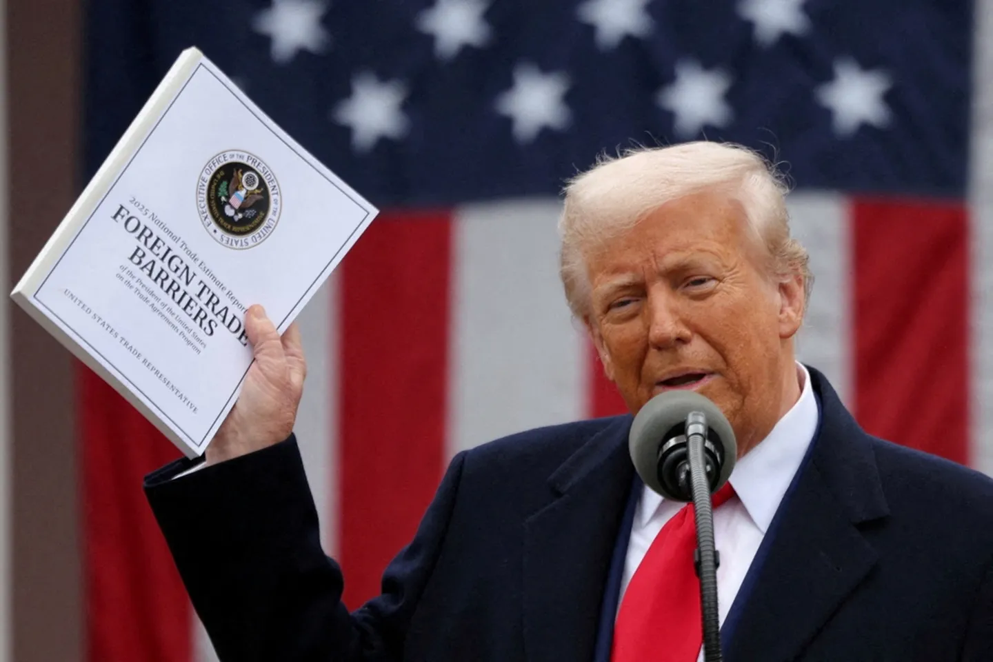 Тарифната војна на Трамп е кама низ срцето на глобалната економија