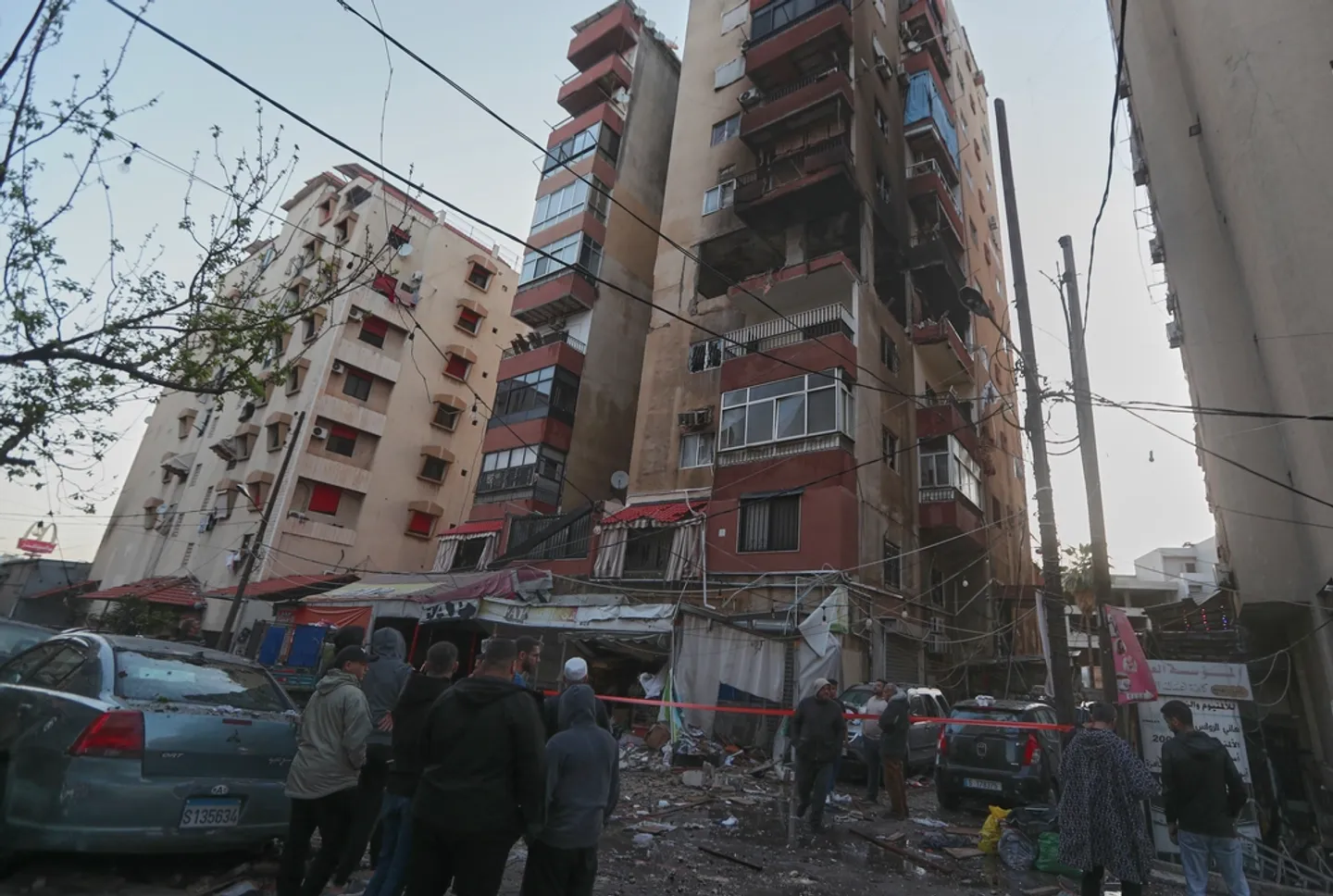 جيش الاحتلال يعلن اغتيال قيادي في حماس بغارة على جنوب لبنان.. والقسام تنعيه هو ونجليه