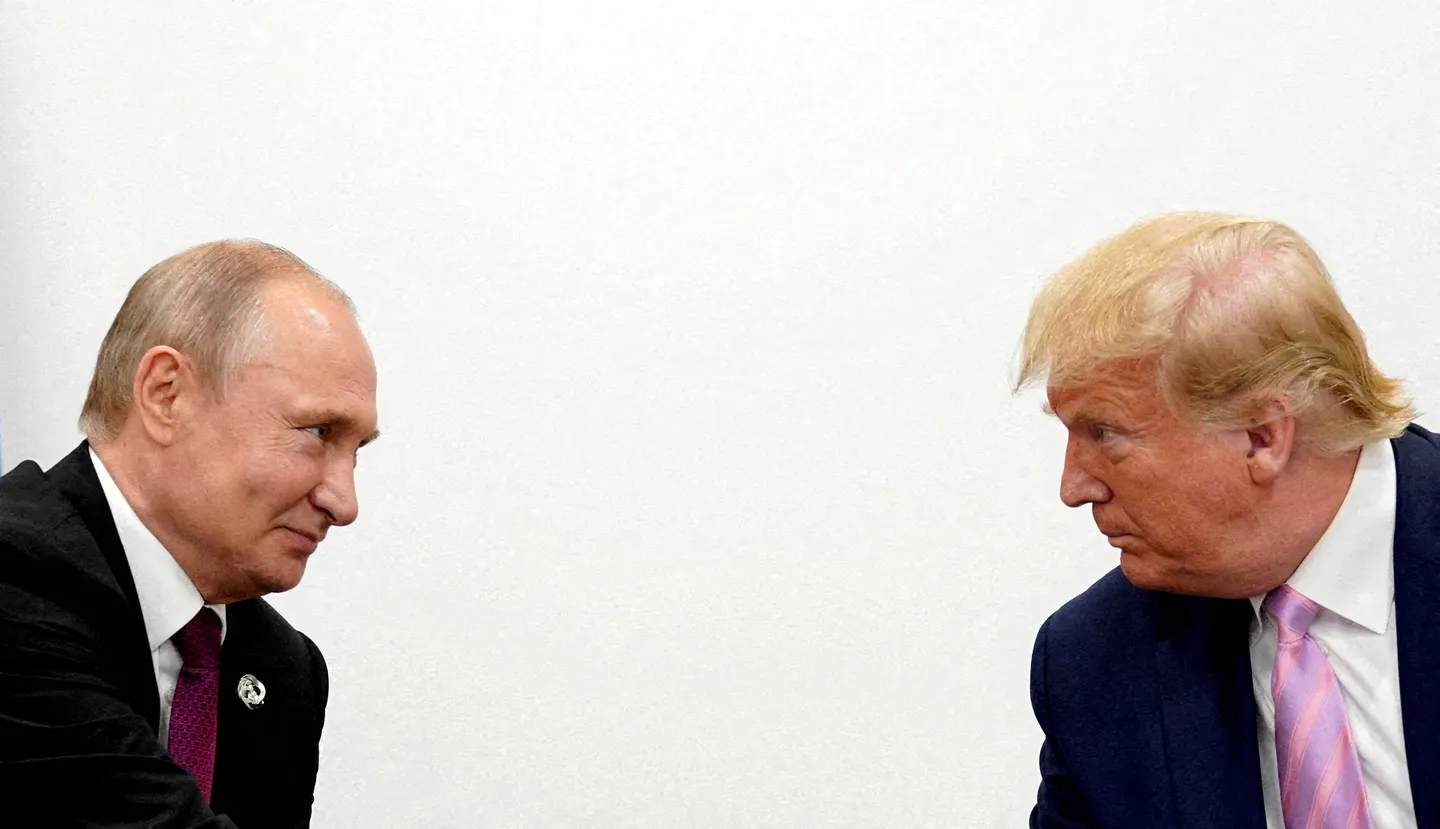 Путин и Трамп преку помошниците си разменија честитки за Денот на победата
