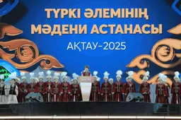 آکتائو با افتتاحیه‌ای باشکوه به‌عنوان پایتخت فرهنگی جهان ترک در سال ۲۰۲۵ معرفی شد