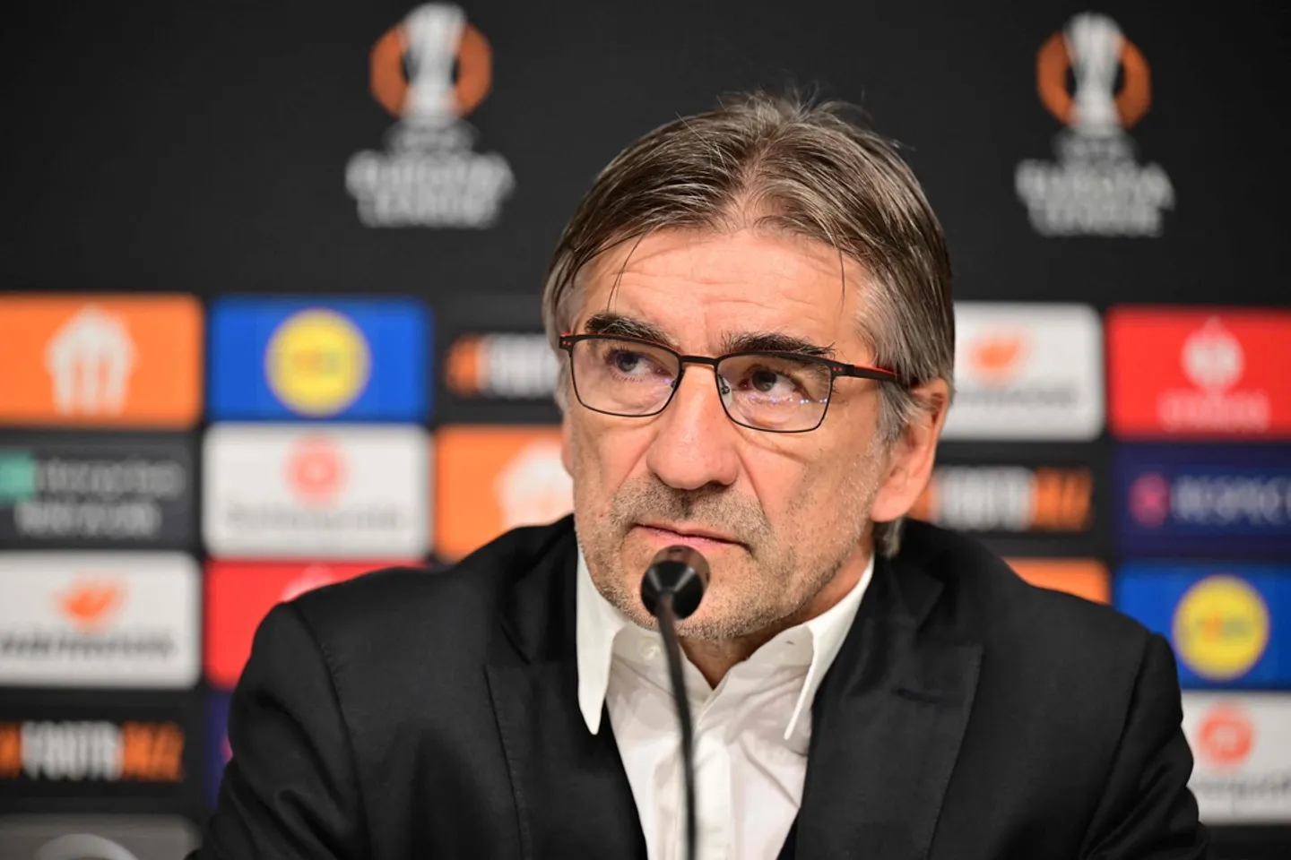 Kocin Southampton ya yi murabus bayan kungiyar ta zama ta farko da ta fado daga gasar Firimiya