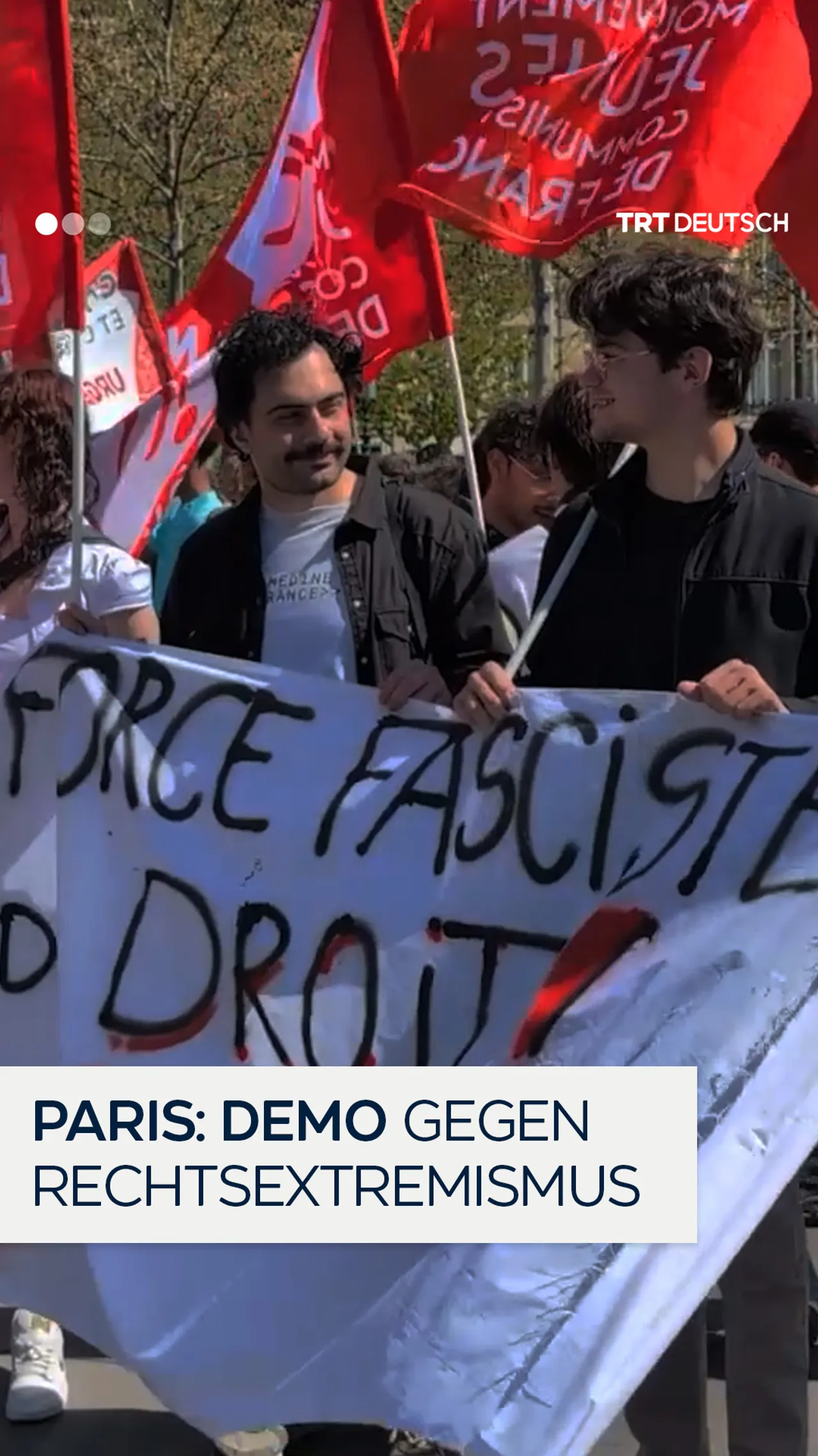 Paris: Demo gegen
Rechtsextremismus