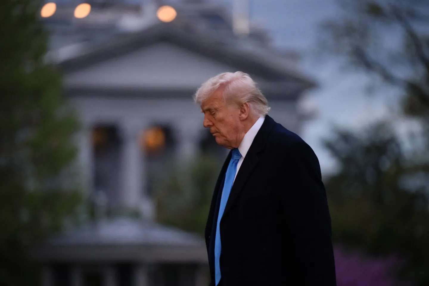 Trump says won't back down on tariffs, describes them as 'medicine'