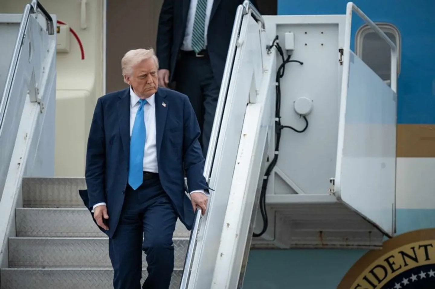 Trump threatens 50% more tariffs on China, sending total rate to 104%