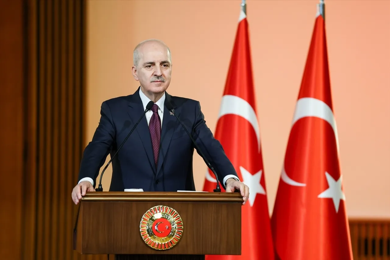 Kurtulmuş: “Huntaçylara, howandarlara, terrorçylara ýol bermeris” diýdi