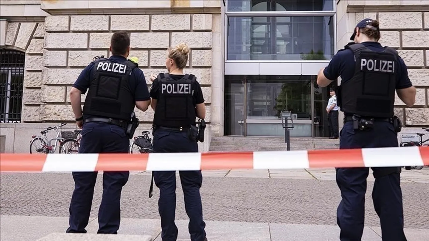 Škole u nemačkom gradu Duisburgu zatvorene zbog pretnji krajnje desnice