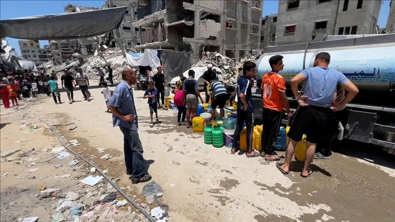 تعطيش غزة.. الاحتلال يقطع ويدمر محطات تحلية المياه في القطاع