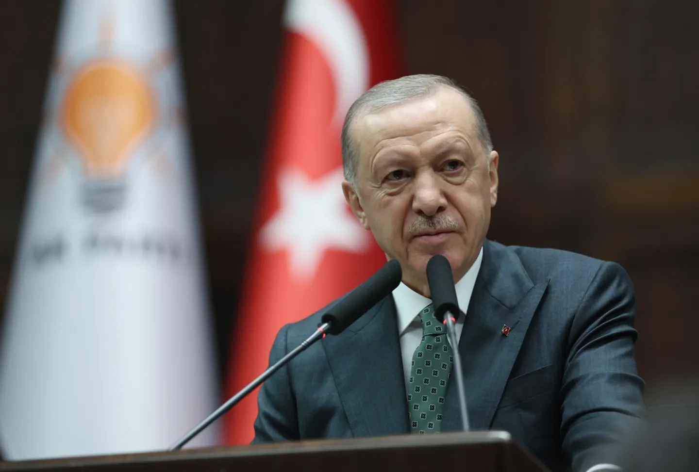 أردوغان: الرسوم الجمركية تنذر بإعصار يصيب الجميع والنظام العالمي يتصدع من أساساته