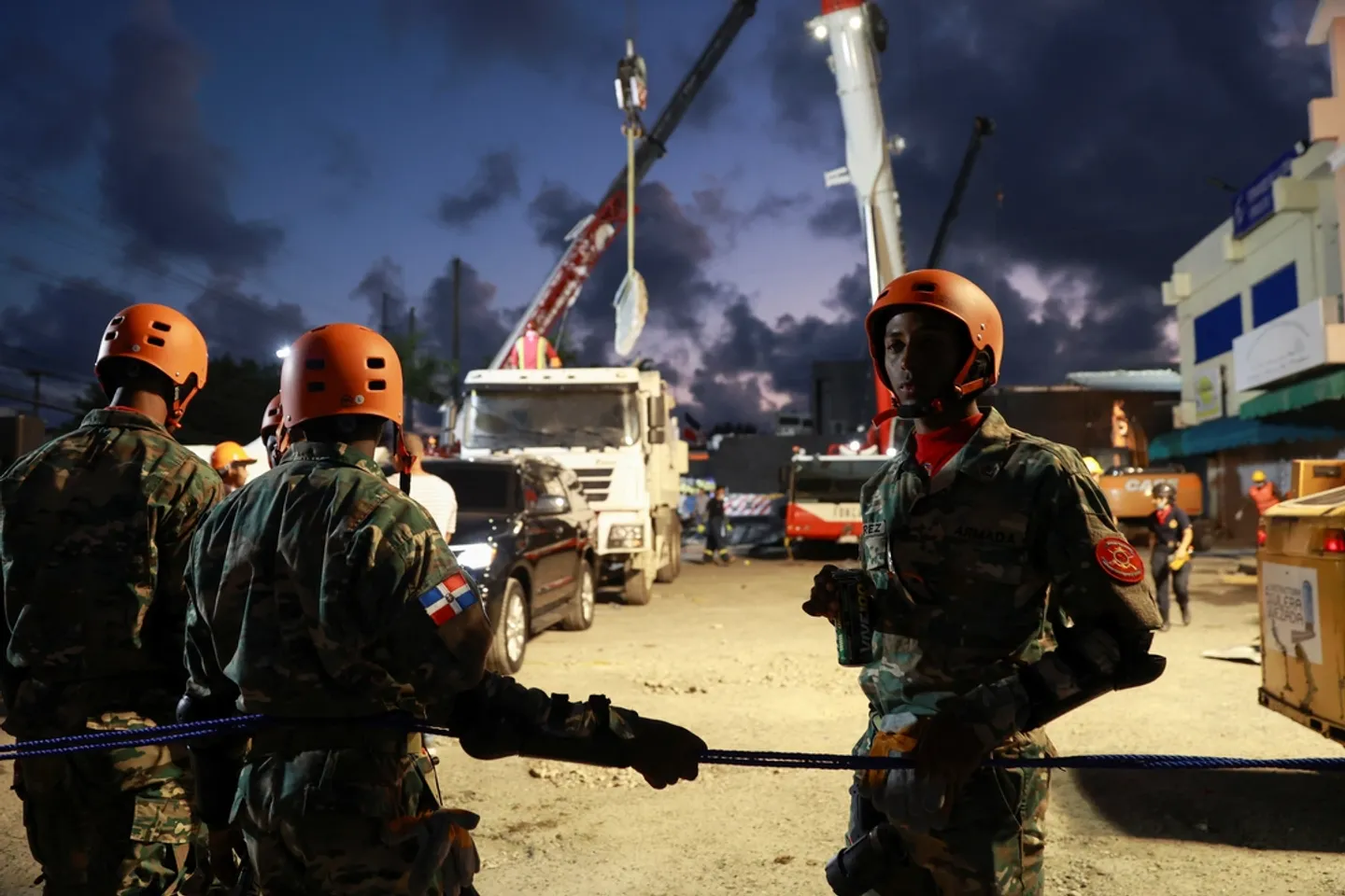 Death toll tops 100 in Dominican nightclub roof collapse