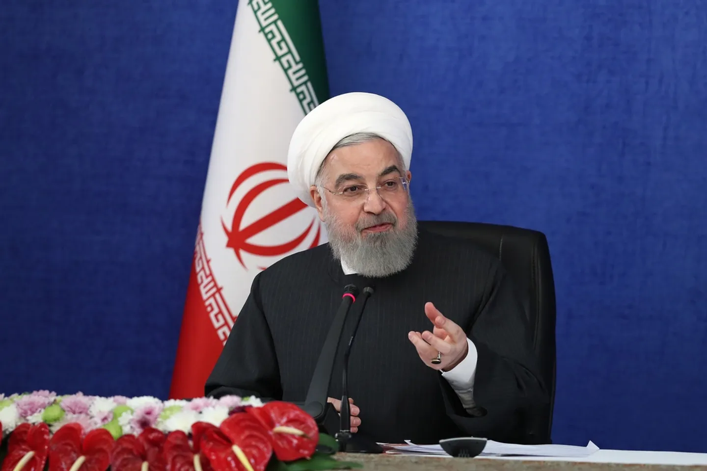 حسن روحانی:  اگر مذاکرات برجام غیرمستقیم بود، ۲۰ سال طول می‌کشید