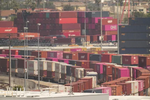 Չինաստանի մաքսային տուրքերը ԱՄՆ-ի դեմ ուժի մեջ են մտել, քանի որ առևտրային պատերազմը խորանում է