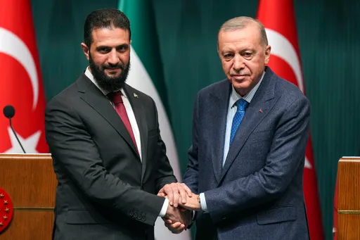 Ankara urges support for Syria’s political transition and sanctions relief