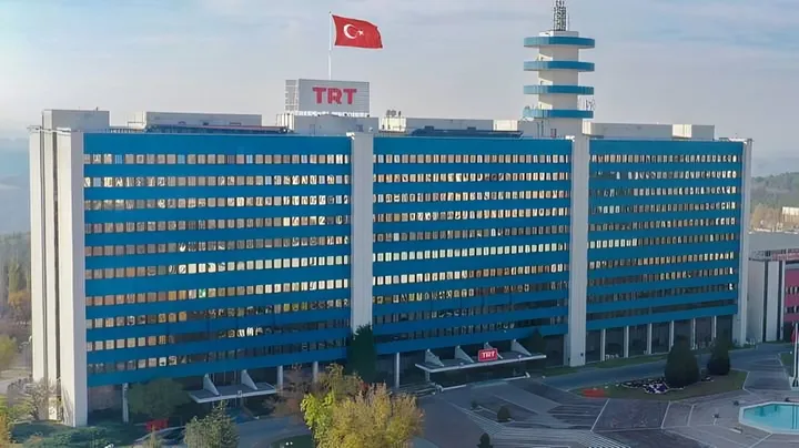 من الأبيض والأسود إلى 41 لغة.. TRT تحتفل بمرور 62 عاماً على تأسيسها وسط إشادات رسمية بحضورها العالمي