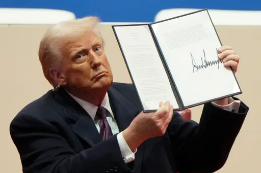 Cada vez más turistas indignados con las políticas de Trump evitan viajar a EE.UU.