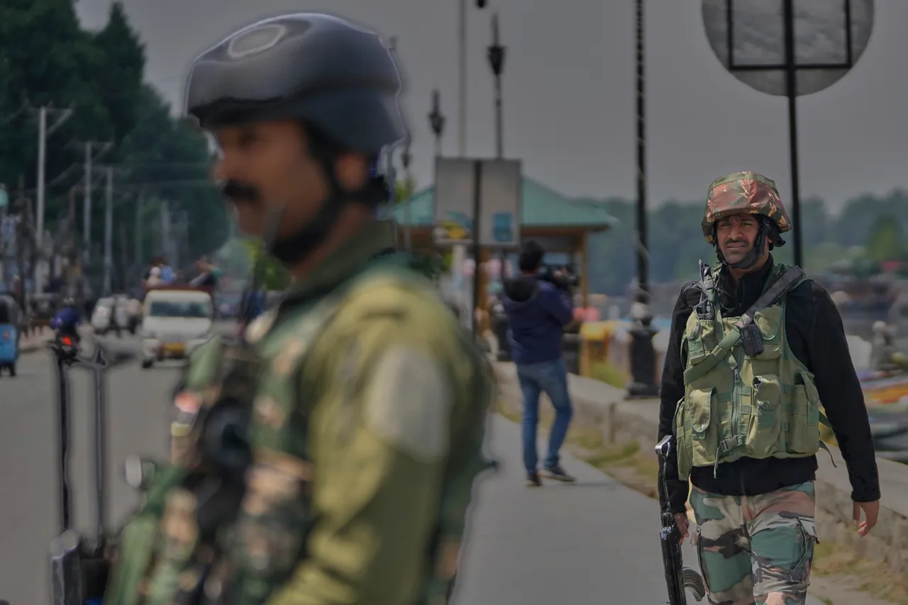 قتيل و5 جرحى في هجوم بقنبلة يدوية جنوب غربي باكستان