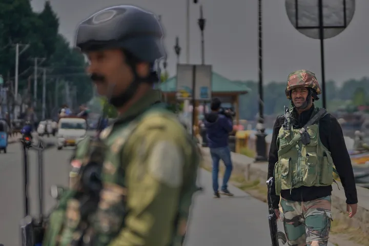 قتيل و5 جرحى في هجوم بقنبلة يدوية جنوب غربي باكستان