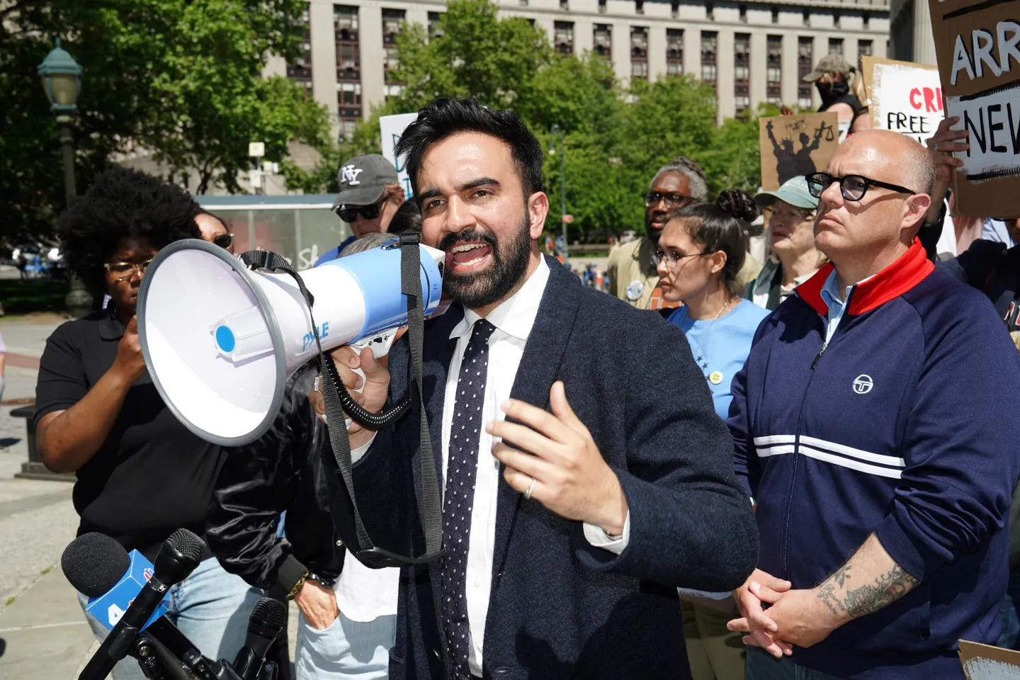 Zohran Mamdani: Ugandan-born politician seeking to become New York mayor