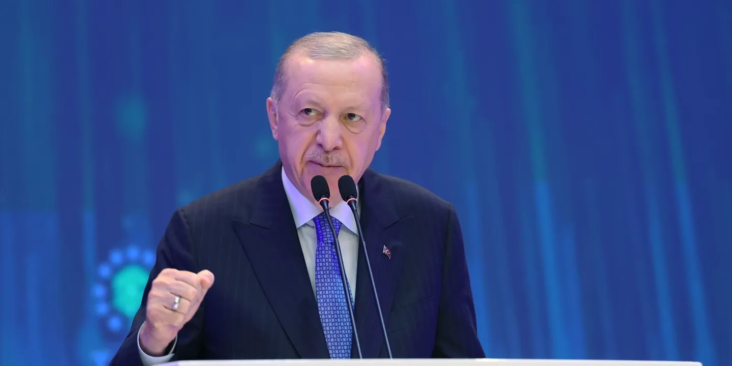Ärdoğan yaña Papanı qotladı