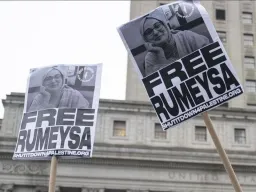 Juiz federal dos EUA ordena a libertação sob fiança da estudante turca Rumeysa Ozturk