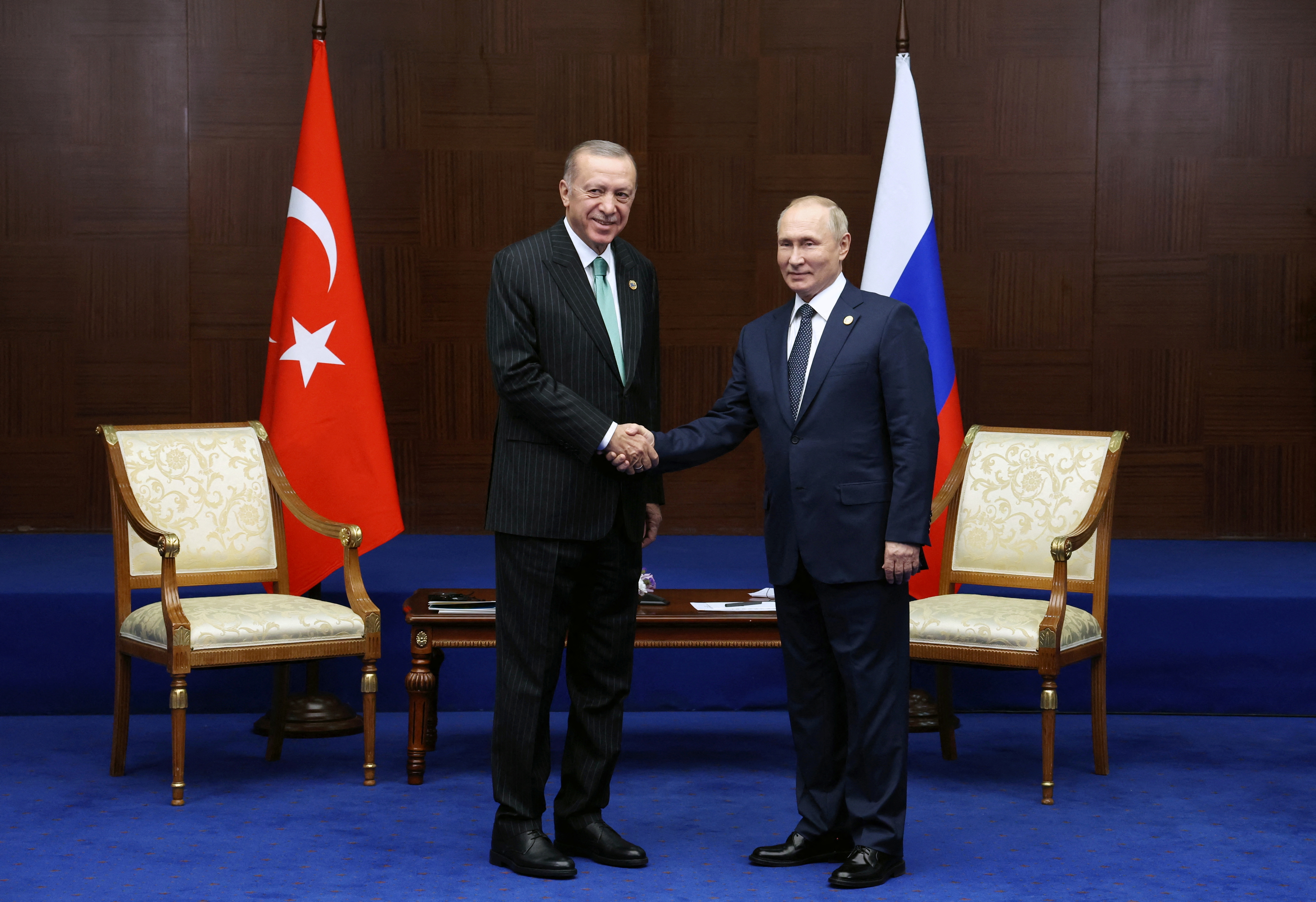 Putin nudi direktne pregovore s Ukrajinom u Turkiye