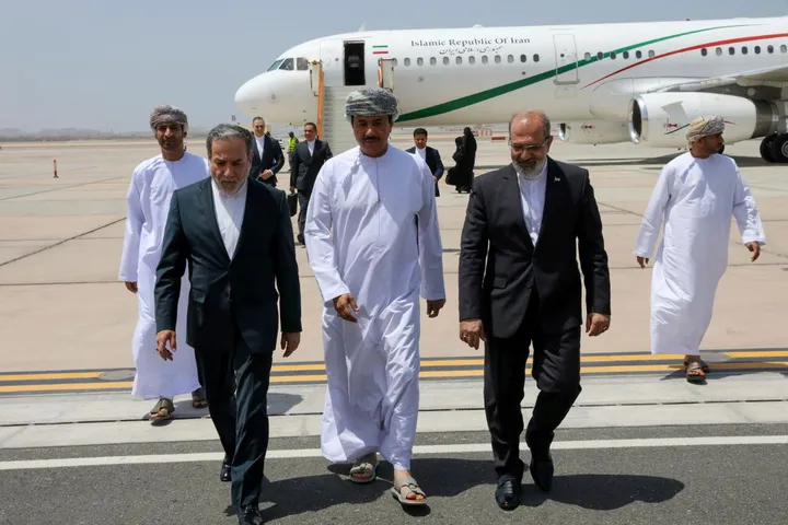Irán y EE.UU. celebran en Omán una nueva reunión sobre el programa nuclear de Teherán