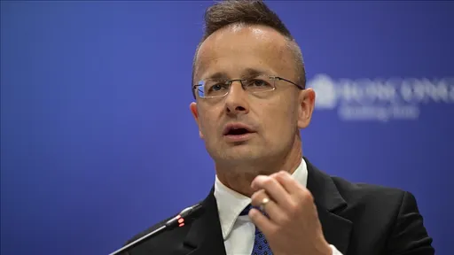 Szijjarto: Brisel želi da se umiješa u mađarsku unutrašnju politiku