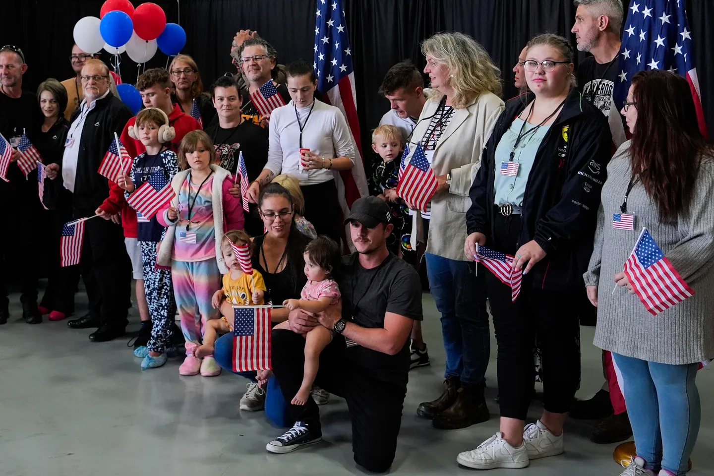 US welcomes 59 white South Africans as refugees