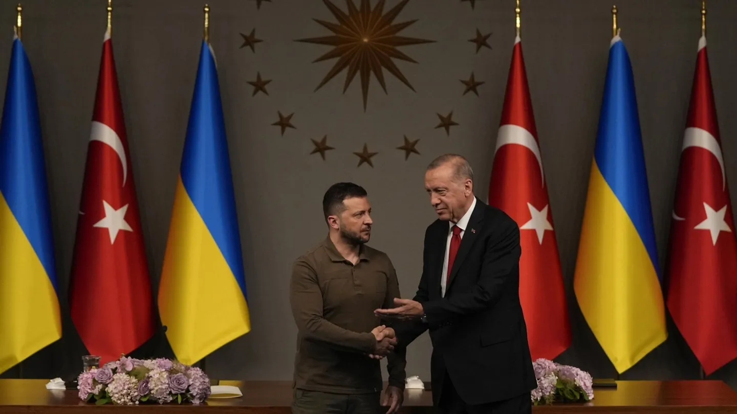 Дүйнөлүк ММКлар Путин-Зеленский сүйлөшүүсүн баса белгилешти: «Мен сени Түркияда күтөм»