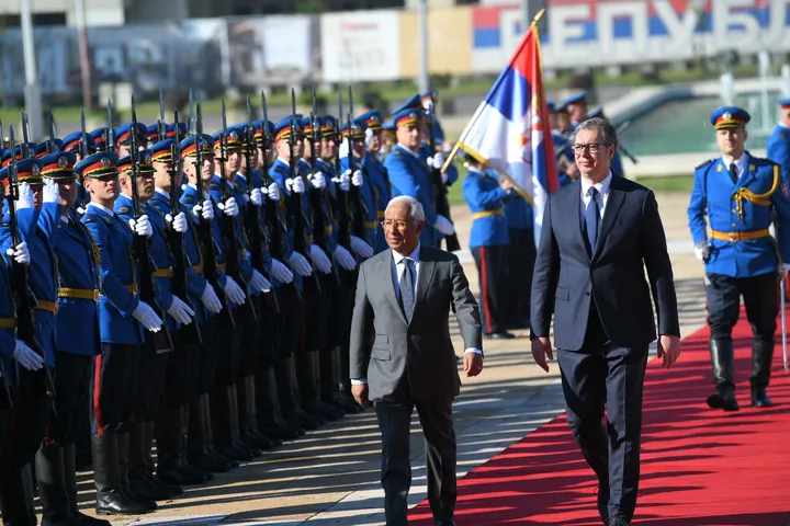 Presidenti i KE-së nis turneun në Ballkan, arrin në Beograd