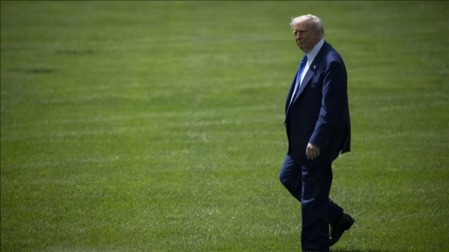 Trump do ta takojë presidentin sirian Ahmad al-Sharaa, heq sanksionet për Sirinë