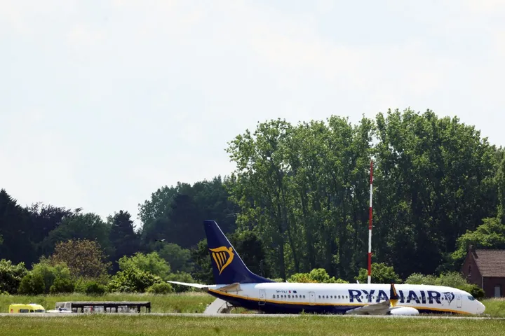 Bomb scare on aircraft temporarily halts operations at Belgian airport