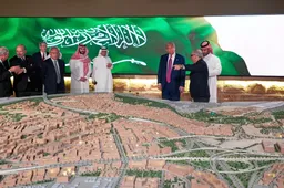Trump blasts Western war hawks and 'interventionists', cites Saudi Arabia as Middle East model