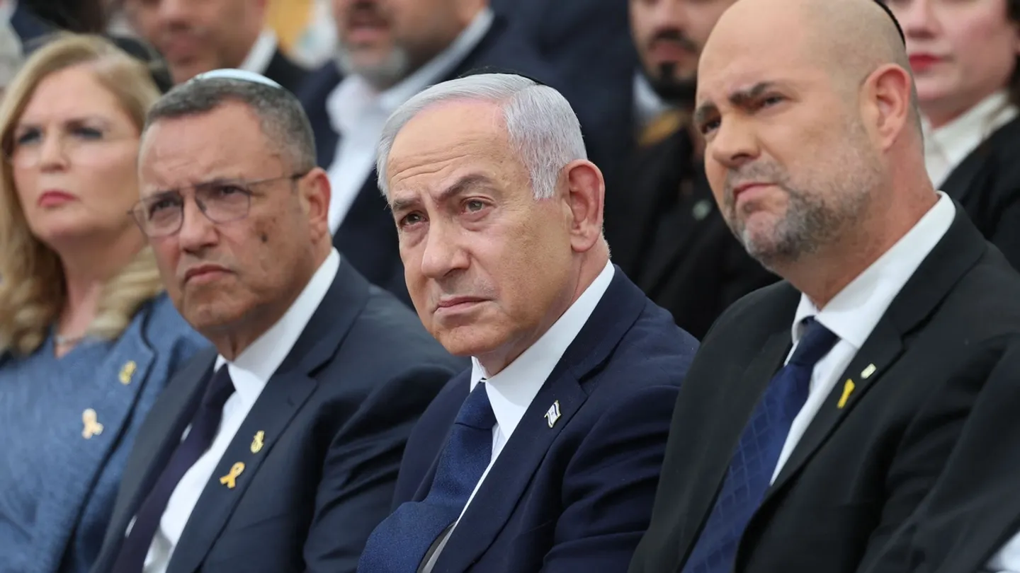 وفد إسرائيل المفاوض يصل إلى الدوحة.. ونتنياهو متمسك بالإبادة في غزة "حتى النهاية"