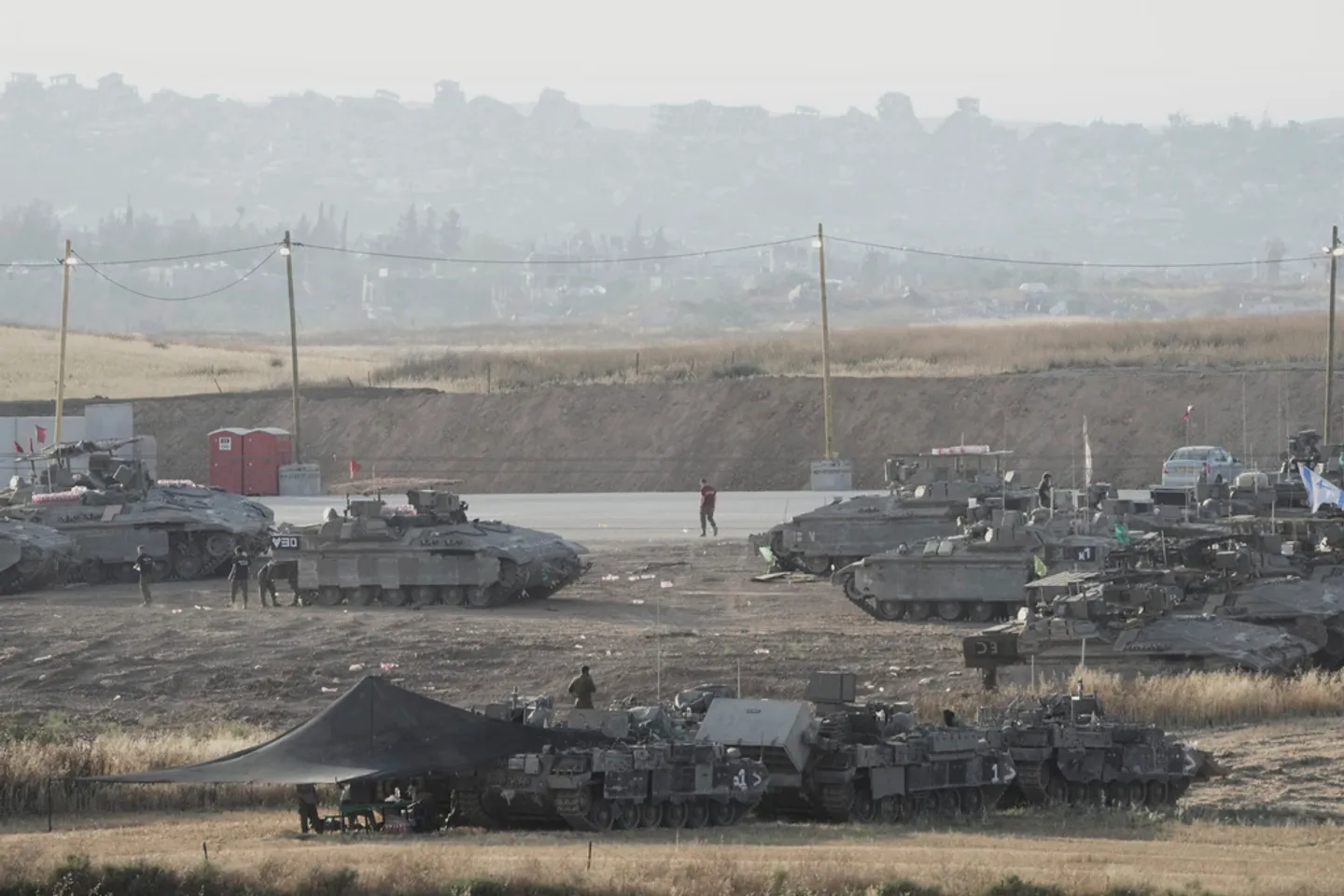 Israel expanding Gaza buffer zone, now controls 35 percent: report