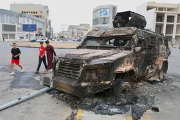 Policeman shot dead in Libya during protests near prime minister’s office