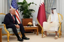 Emiri i Katarit takohet me Trumpin: Po punojmë së bashku për promovimin e paqes