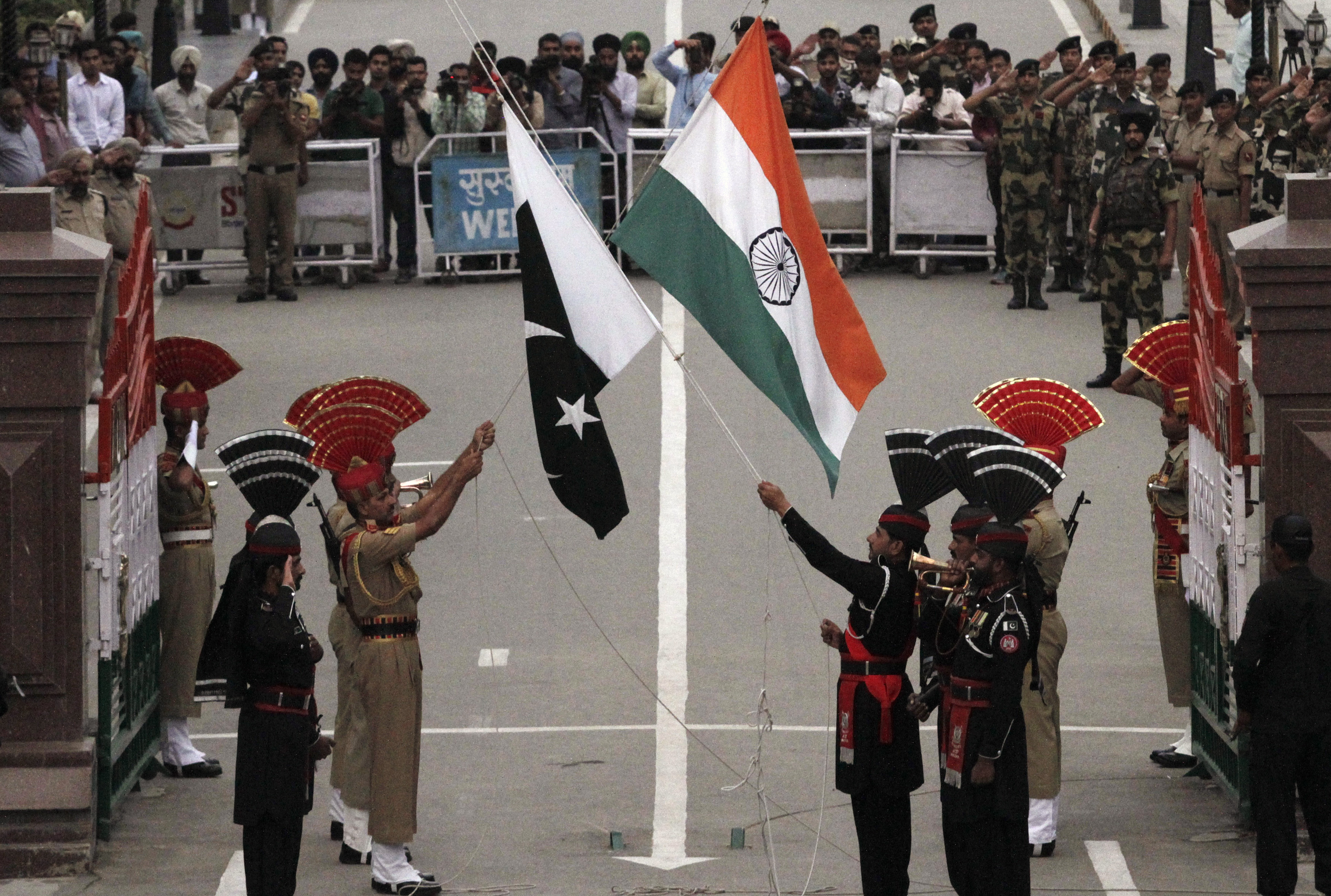 India, Pakistan trade accusations of nuclear arsenal mismanagement