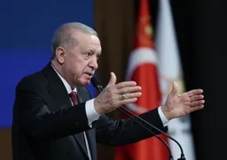 Presidenti turk Erdoğan: Po lind rend i ri gjeopolitik me Türkiyen në qendër