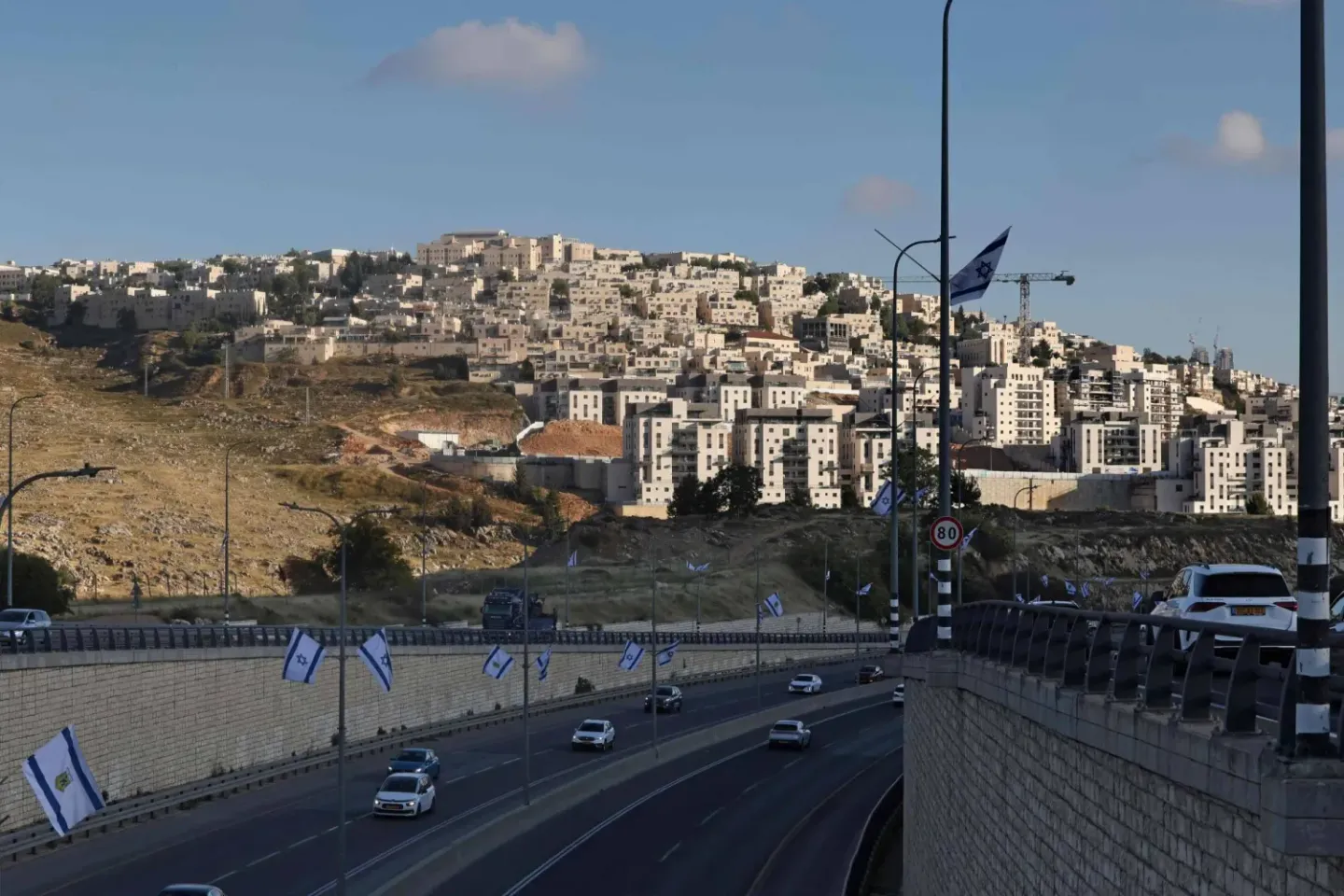 مقتل مستوطنة متأثرة بإصابتها في عملية سلفيت وجيش الاحتلال يواصل البحث عن المنفذين