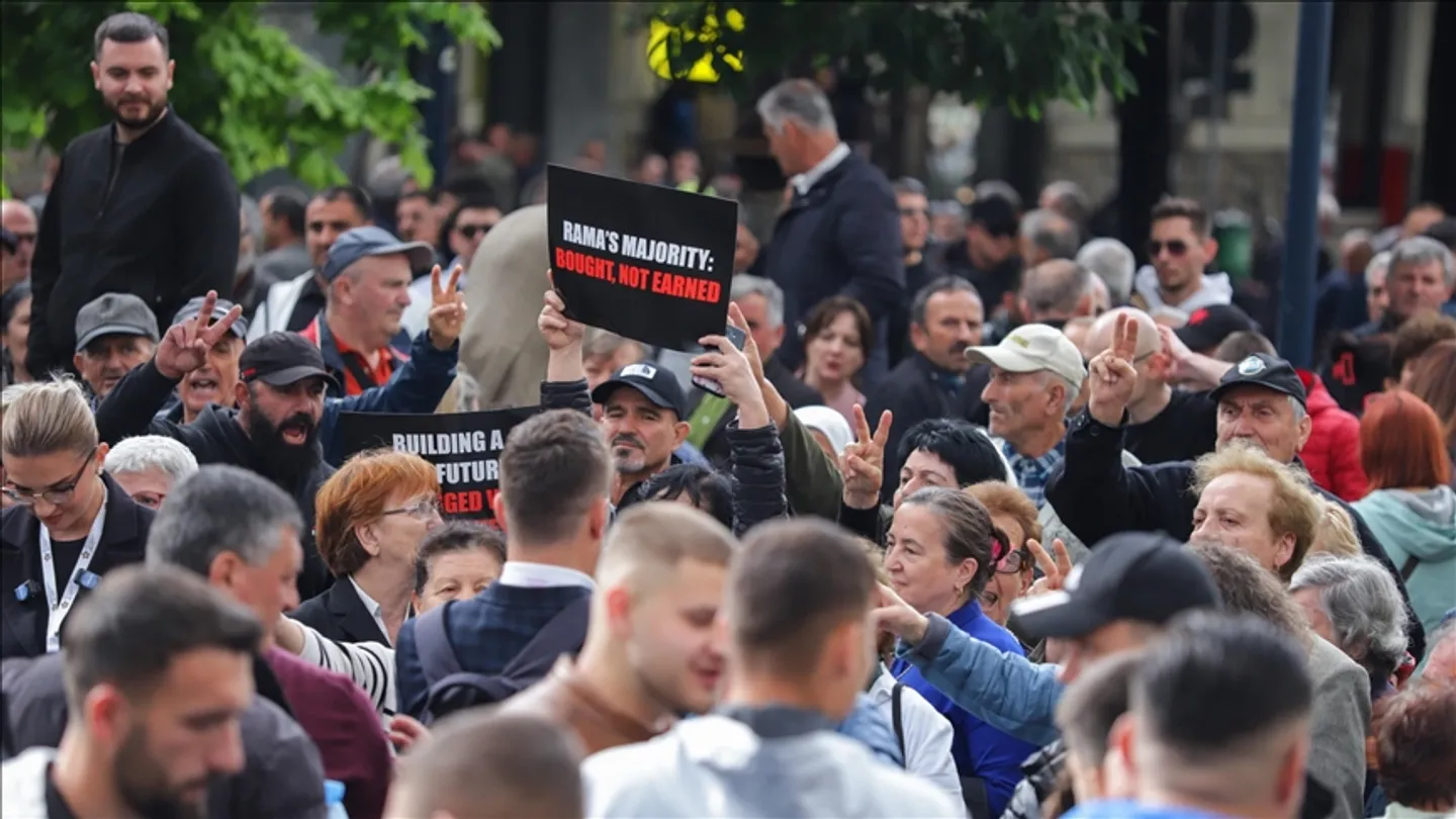 Shqipëri, mbahet protestë kundër rezultatit të zgjedhjeve parlamentare