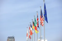G7 business leaders urge removal of trade barriers, call for investment in critical minerals