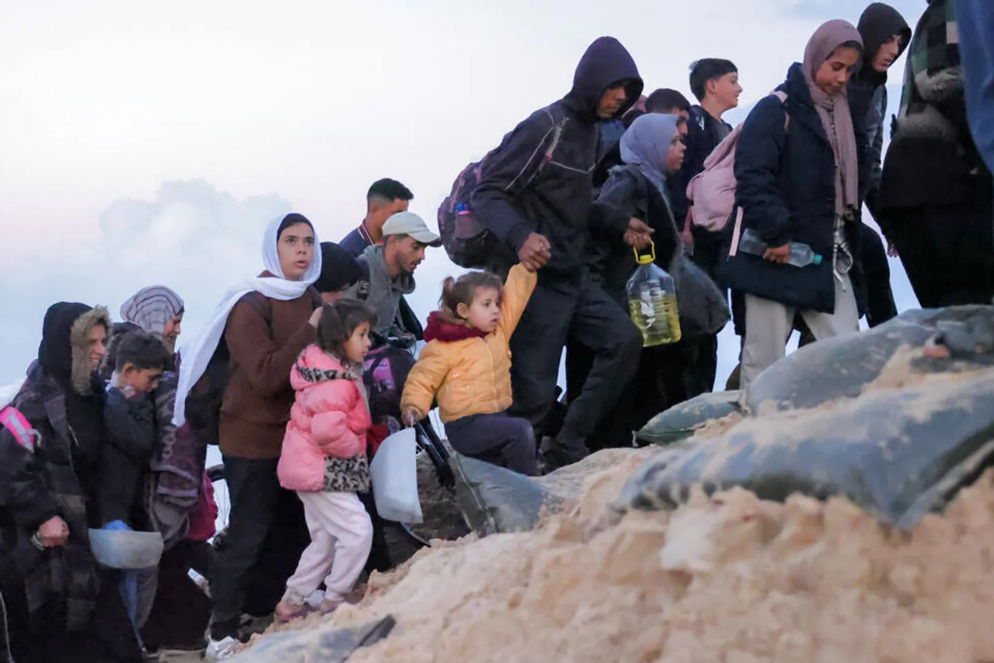 Amurka na shirin kwasar Falasɗinawa miliyan 1 daga Gaza ta mayar da su Libya – Rahotanni