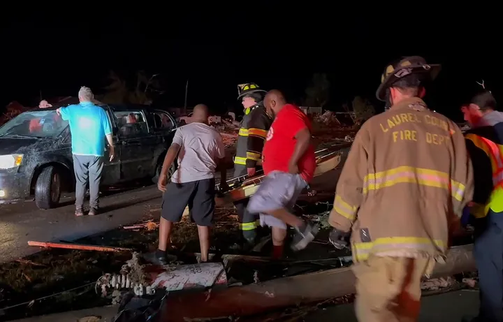 Deadly tornadoes wreak havoc in US, plunging thousands into darkness