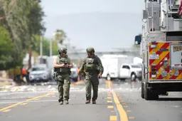 One killed as bomb explodes near California reproductive health clinic