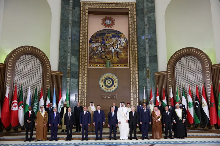 Arab leaders urge de-escalation as Israel and Iran trade missile attacks