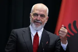 Rama: Mbështesim përpjekjet e Trumpit në ndalimin e regjimit në Teheran