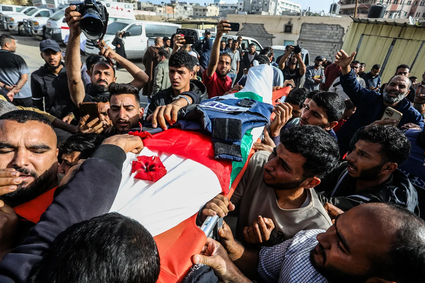 Još pet palestinskih novinara ubijeno u izraelskim napadima u Gazi