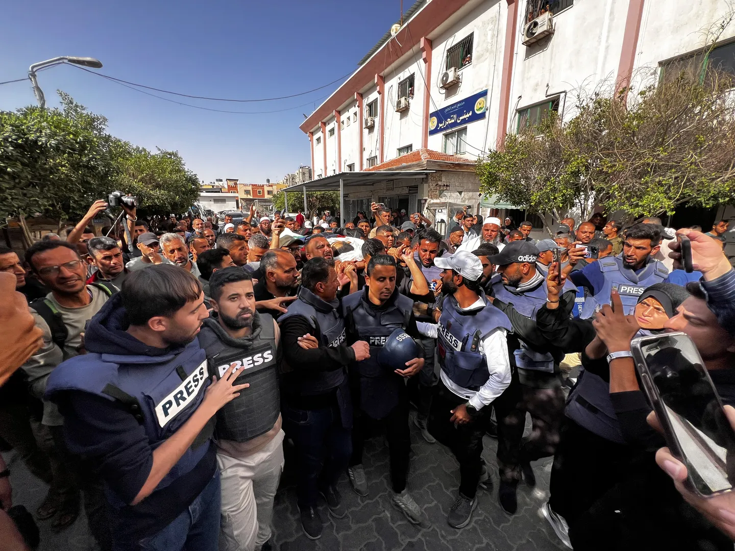 Pesë gazetarë të tjerë palestinezë të vrarë në sulmet izraelite në Gaza